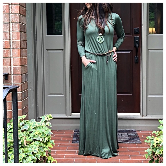 ✨LAST ONE ✨Olive green side pockets maxi dress - Picture 3 of 8